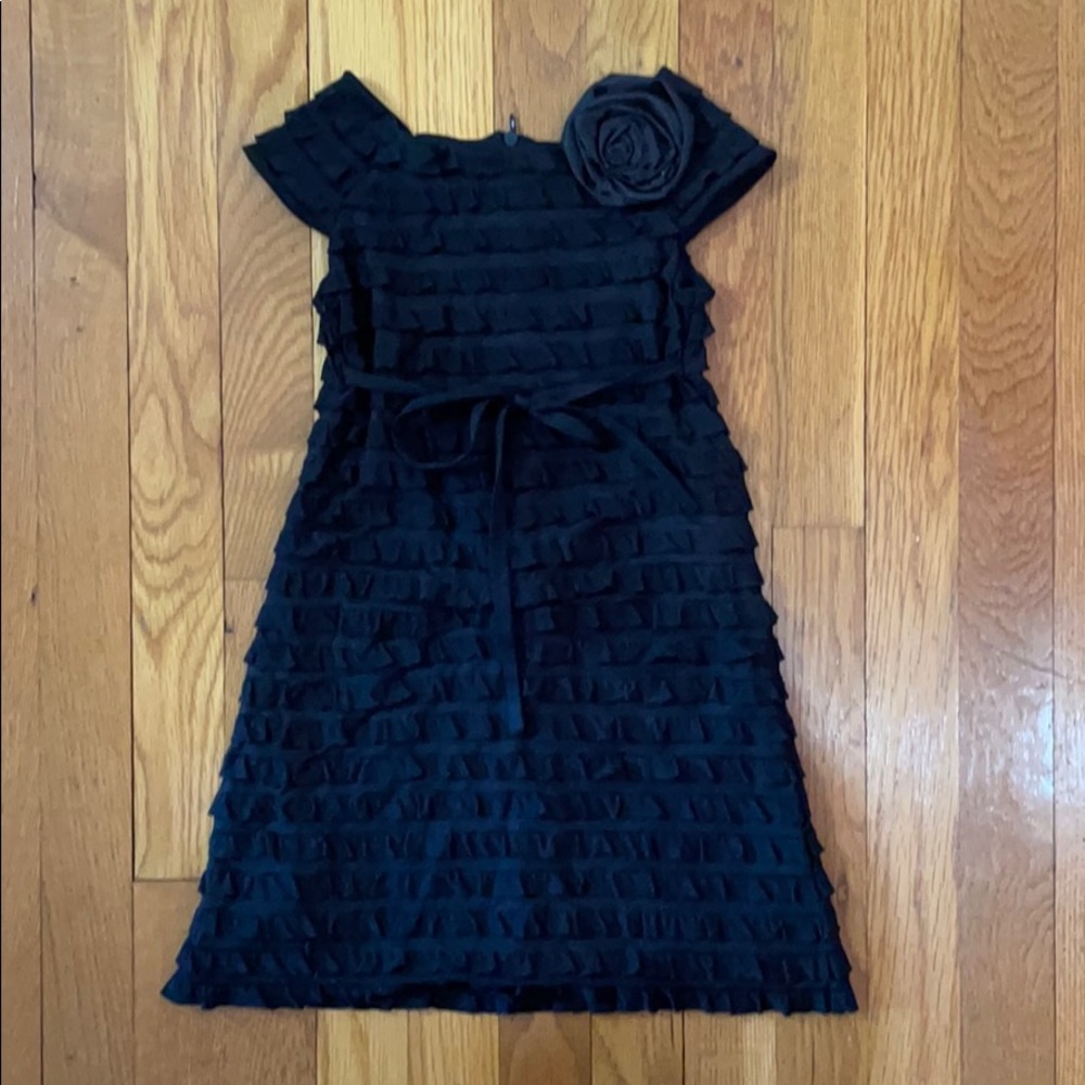 Black ruffled dress for girls size 5.